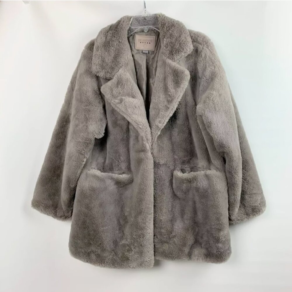 Blank NYC Plush Faux Fur Coat in Gray
